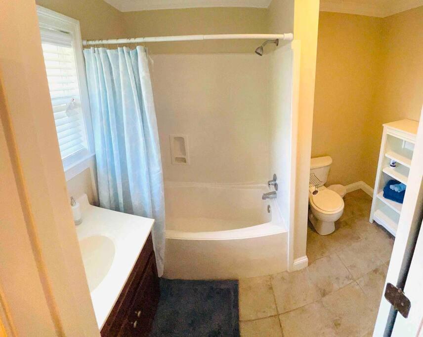 4/3 Home Centrally Located, Beach, Casino, Airport, Dining, Golfing, Shopping, Entertainment Gulfport Luaran gambar